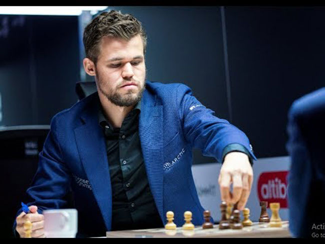 Магнус Карлсен досрочно выиграл шахматный турнир в Ставангере