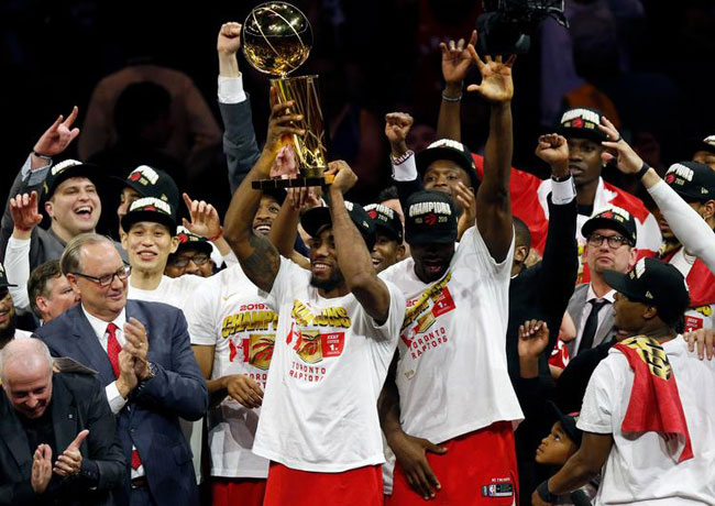 «Торонто Рэпторс» впервые в истории стал чемпионом НБА (+Видео)