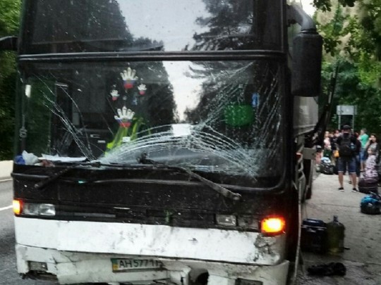 В России автобус с обитателями Донецка влетел в ДТП, бессчетно пострадавших(фото)
