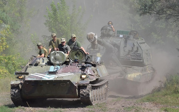 Сутки на Донбассе: 14 обстрелов, у ВСУ потери