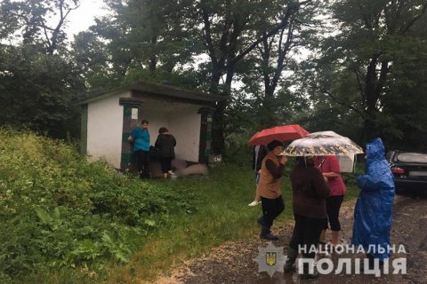 Три обитателя Львовской области погибли от удара молнии на Прикарпатье
