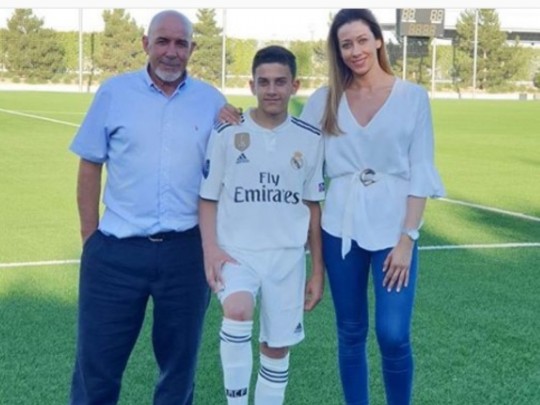Сын конченого в автокатастрофе футболиста подмахнул контракт с «Реалом»(фото)