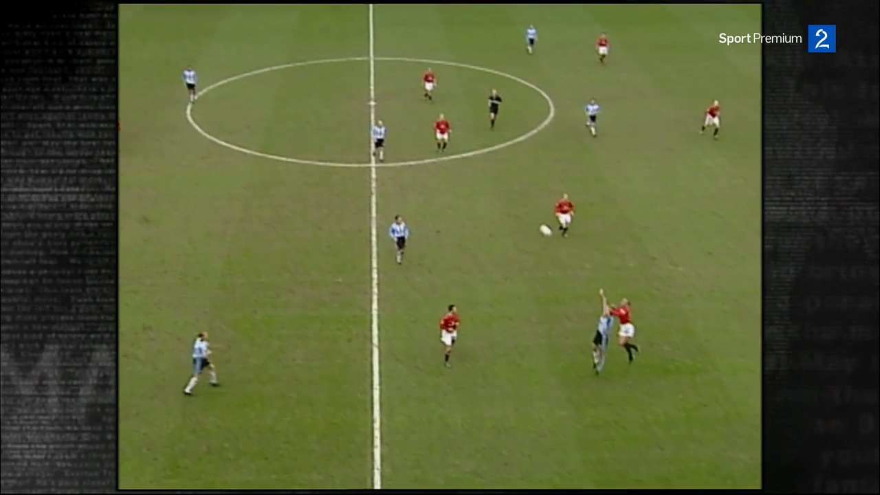 Premier League 2000/2001 - J33 - Manchester United Vs. Coventry City (720p) (Inglés) B18333bfc6ed10665e7b1ff09985b37e