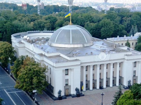 Выборы в парламент: пункт голосования уже изменили почитай 27 тысяч украинцев