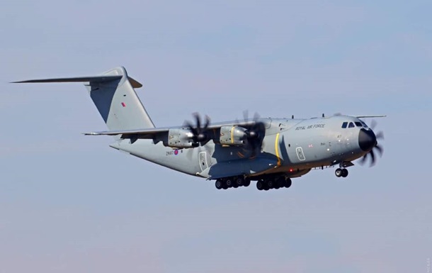 В Одессу прибывают военные самолеты НАТО