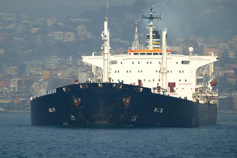 На борту застопоренного возле Гибралтара танкера есть украинцы