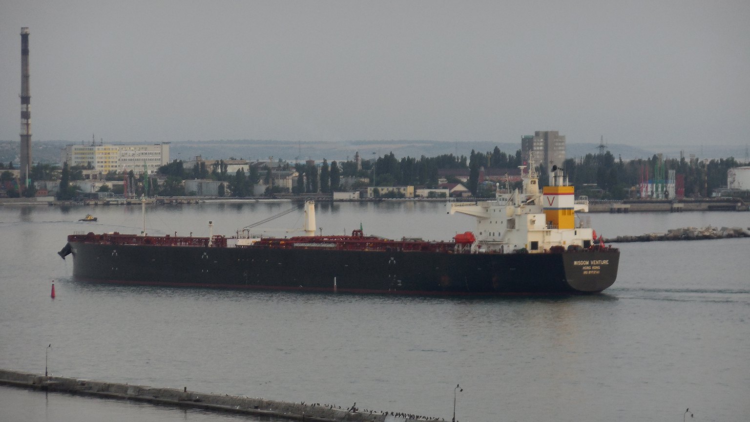 В одесский порт впервинку забросили партию нефти из США