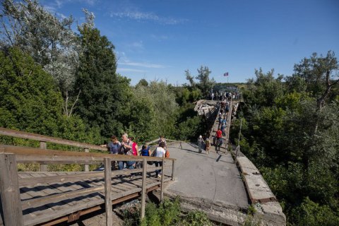 Украина начнет постройка моста в Станице Луганской сквозь 8 дней, - Зеленский