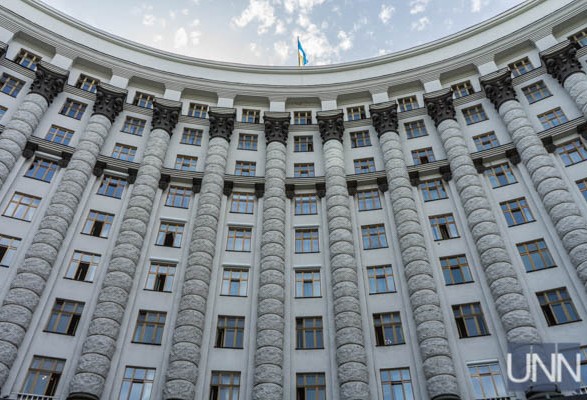 Обстрел в Гранитном: в Кабмине призвали Зеленского отстранить главу Донецкой ВГА
